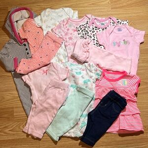 Newborn14 pieces!-3 mos clothes 6 onsies/1-1 pc outfit/1 little top/5 pants